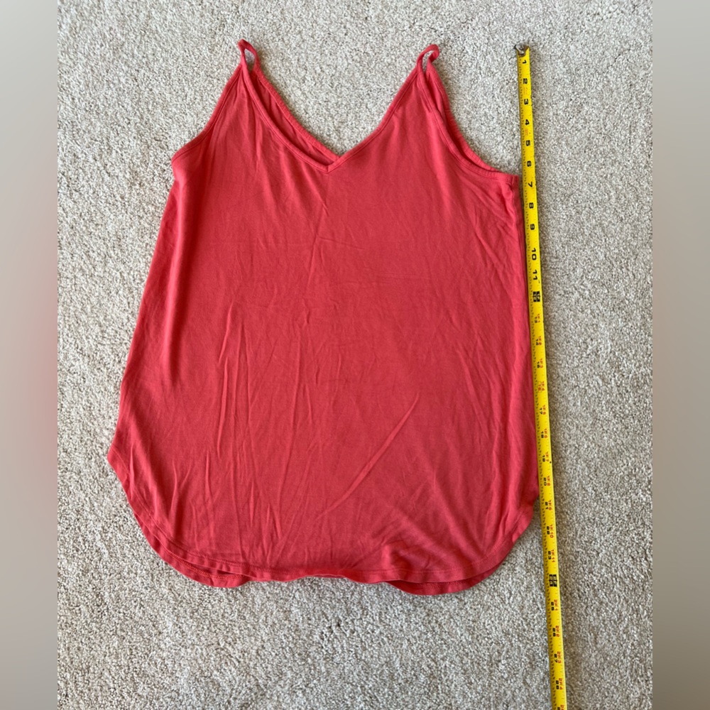 LOFT Tank Top - Picture 5 of 5
